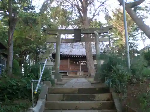 茂侶神社の鳥居