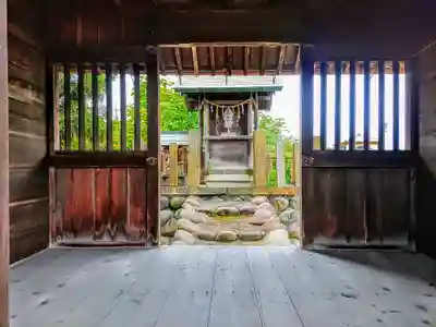 神明社（平池郷付）の本殿・本堂