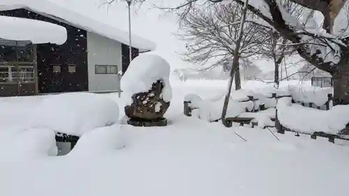 御田神社の庭園