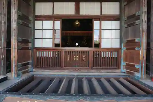 護国寺の本殿・本堂