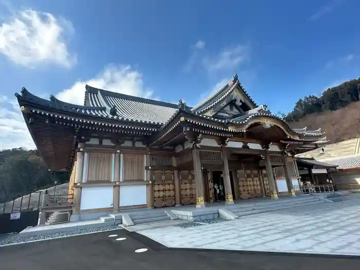 瑜伽山蓮台寺の本殿