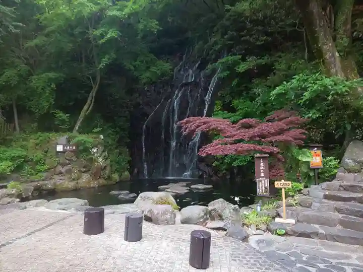 玉簾神社(神奈川県)