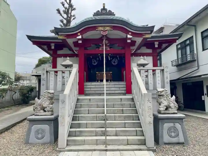 七倉稲荷神社の{uncategorized: "未分類", other: "その他", undefined: "問題あり", building: "その他建物", grave: "お墓", sacred_gate: "鳥居", guardian: "狛犬", statue: "像", buddha: "仏像", history: "歴史", nature: "自然", garden: "庭園", animal: "動物", pagoda: "塔", temizu: "手水舎", mountain_gate: "山門・神門", sanctuary: "本殿・本堂", subordinate: "末社・摂社", art: "芸術", scenery: "景色", jizo: "地蔵", ema: "絵馬", goshuin: "御朱印", omikuji: "おみくじ", items: "授与品その他", amulet: "お守り", goshuincho: "御朱印帳", eats: "食事", festival: "お祭り", votive_dance: "神楽", shichigosan: "七五三参", wedding: "結婚式", experience: "体験その他", initially: "初詣", around: "周辺", anti_infection: "感染症対策"}