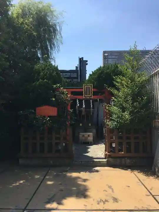 伏見稲荷神社(東京都)