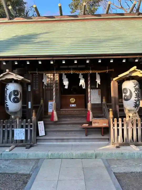 天照皇大神の{uncategorized: "未分類", other: "その他", undefined: "問題あり", building: "その他建物", grave: "お墓", sacred_gate: "鳥居", guardian: "狛犬", statue: "像", buddha: "仏像", history: "歴史", nature: "自然", garden: "庭園", animal: "動物", pagoda: "塔", temizu: "手水舎", mountain_gate: "山門・神門", sanctuary: "本殿・本堂", subordinate: "末社・摂社", art: "芸術", scenery: "景色", jizo: "地蔵", ema: "絵馬", goshuin: "御朱印", omikuji: "おみくじ", items: "授与品その他", amulet: "お守り", goshuincho: "御朱印帳", eats: "食事", festival: "お祭り", votive_dance: "神楽", shichigosan: "七五三参", wedding: "結婚式", experience: "体験その他", initially: "初詣", around: "周辺", anti_infection: "感染症対策"}