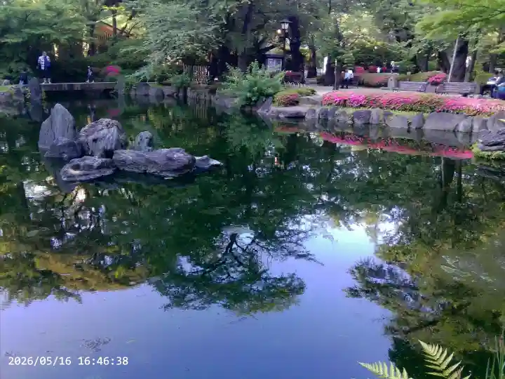 靖國神社の{uncategorized: "未分類", other: "その他", undefined: "問題あり", building: "その他建物", grave: "お墓", sacred_gate: "鳥居", guardian: "狛犬", statue: "像", buddha: "仏像", history: "歴史", nature: "自然", garden: "庭園", animal: "動物", pagoda: "塔", temizu: "手水舎", mountain_gate: "山門・神門", sanctuary: "本殿・本堂", subordinate: "末社・摂社", art: "芸術", scenery: "景色", jizo: "地蔵", ema: "絵馬", goshuin: "御朱印", omikuji: "おみくじ", items: "授与品その他", amulet: "お守り", goshuincho: "御朱印帳", eats: "食事", festival: "お祭り", votive_dance: "神楽", shichigosan: "七五三参", wedding: "結婚式", experience: "体験その他", initially: "初詣", around: "周辺", anti_infection: "感染症対策"}