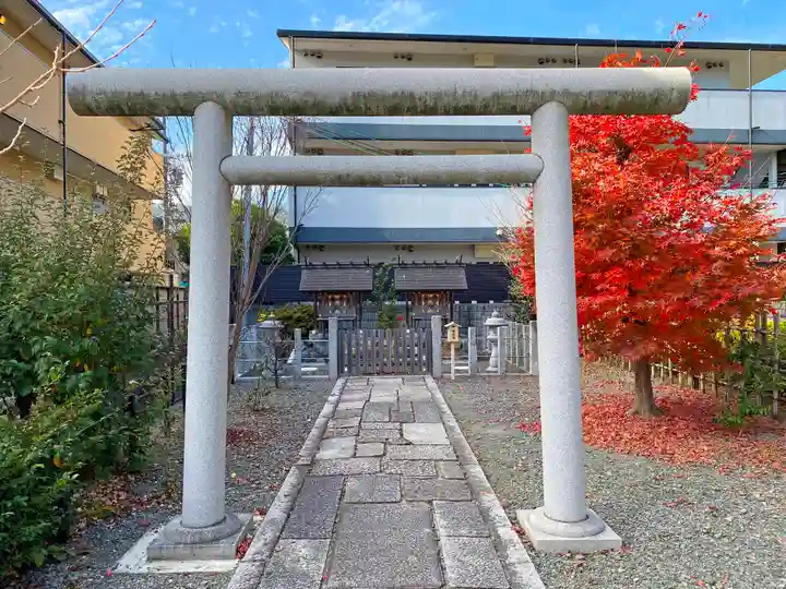 梅宮大社の末社・摂社