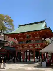 生田神社の山門