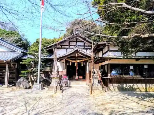 吉川稲荷神社の建物その他