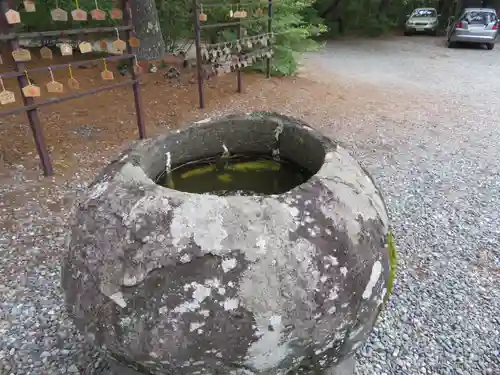 無戸室浅間神社(船津胎内神社)の手水舎
