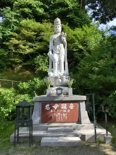 観音寺の仏像