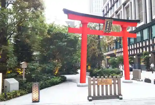 福徳神社（芽吹稲荷）の鳥居