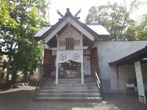 星置神社の本殿