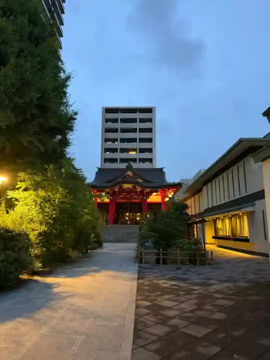 成子天神社の{uncategorized: "未分類", other: "その他", undefined: "問題あり", building: "その他建物", grave: "お墓", sacred_gate: "鳥居", guardian: "狛犬", statue: "像", buddha: "仏像", history: "歴史", nature: "自然", garden: "庭園", animal: "動物", pagoda: "塔", temizu: "手水舎", mountain_gate: "山門・神門", sanctuary: "本殿・本堂", subordinate: "末社・摂社", art: "芸術", scenery: "景色", jizo: "地蔵", ema: "絵馬", goshuin: "御朱印", omikuji: "おみくじ", items: "授与品その他", amulet: "お守り", goshuincho: "御朱印帳", eats: "食事", festival: "お祭り", votive_dance: "神楽", shichigosan: "七五三参", wedding: "結婚式", experience: "体験その他", initially: "初詣", around: "周辺", anti_infection: "感染症対策"}