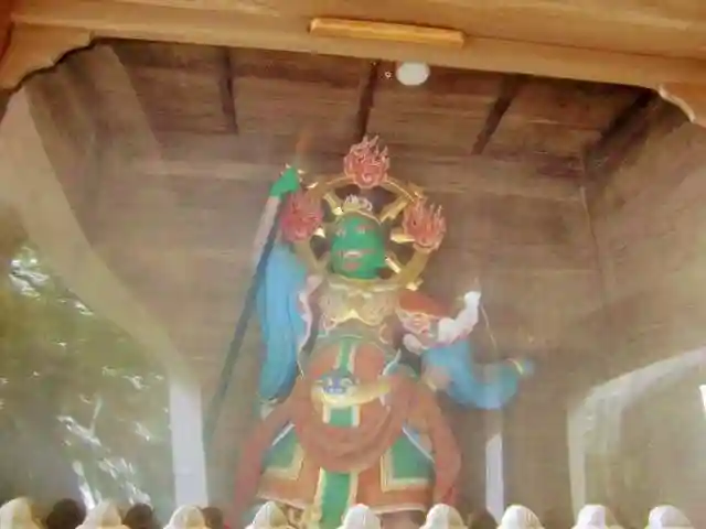 布施弁天 東海寺の像