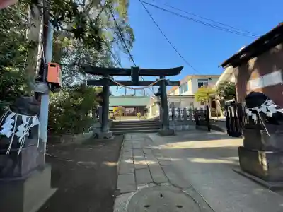 生麦杉山神社の{uncategorized: "未分類", other: "その他", undefined: "問題あり", building: "その他建物", grave: "お墓", sacred_gate: "鳥居", guardian: "狛犬", statue: "像", buddha: "仏像", history: "歴史", nature: "自然", garden: "庭園", animal: "動物", pagoda: "塔", temizu: "手水舎", mountain_gate: "山門・神門", sanctuary: "本殿・本堂", subordinate: "末社・摂社", art: "芸術", scenery: "景色", jizo: "地蔵", ema: "絵馬", goshuin: "御朱印", omikuji: "おみくじ", items: "授与品その他", amulet: "お守り", goshuincho: "御朱印帳", eats: "食事", festival: "お祭り", votive_dance: "神楽", shichigosan: "七五三参", wedding: "結婚式", experience: "体験その他", initially: "初詣", around: "周辺", anti_infection: "感染症対策"}
