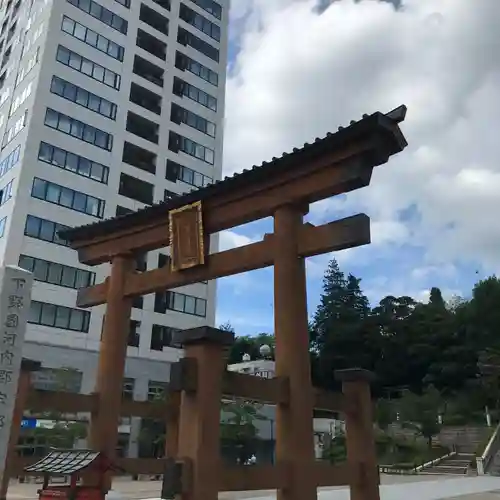 宇都宮二荒山神社の鳥居