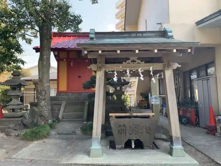 新橋浅間神社の手水舎