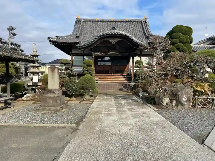 眞隆寺の{uncategorized: "未分類", other: "その他", undefined: "問題あり", building: "その他建物", grave: "お墓", sacred_gate: "鳥居", guardian: "狛犬", statue: "像", buddha: "仏像", history: "歴史", nature: "自然", garden: "庭園", animal: "動物", pagoda: "塔", temizu: "手水舎", mountain_gate: "山門・神門", sanctuary: "本殿・本堂", subordinate: "末社・摂社", art: "芸術", scenery: "景色", jizo: "地蔵", ema: "絵馬", goshuin: "御朱印", omikuji: "おみくじ", items: "授与品その他", amulet: "お守り", goshuincho: "御朱印帳", eats: "食事", festival: "お祭り", votive_dance: "神楽", shichigosan: "七五三参", wedding: "結婚式", experience: "体験その他", initially: "初詣", around: "周辺", anti_infection: "感染症対策"}