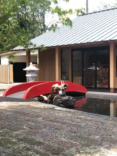 神徳稲荷神社の建物その他