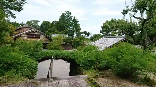 覚性律庵の建物その他