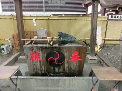 羽田神社の手水舎