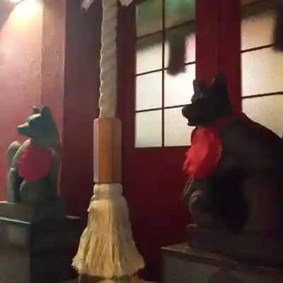 豊岩稲荷神社の狛犬