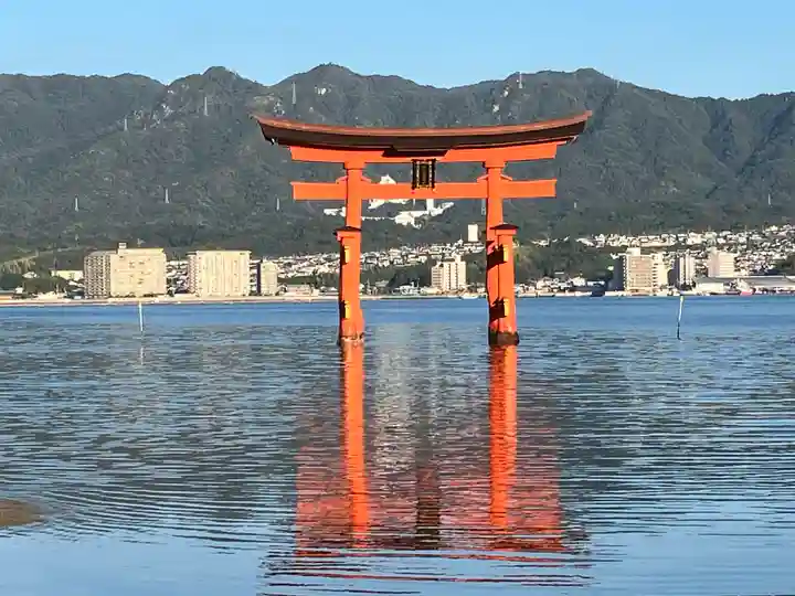 厳島神社(広島県)