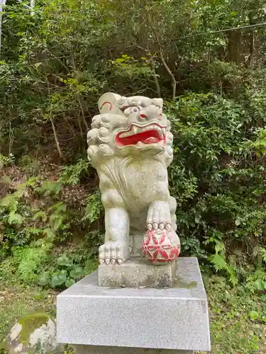 倭文神社の狛犬