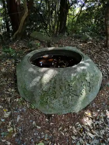 出羽神社の手水