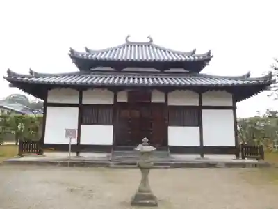 法起寺の本殿・本堂