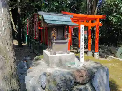 片山八幡社の末社・摂社