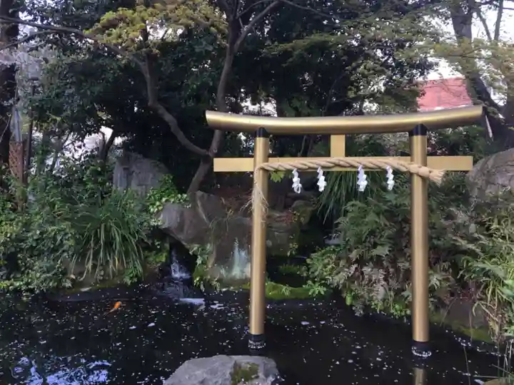 愛宕神社の鳥居