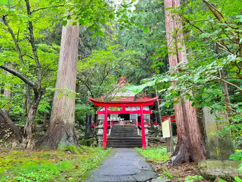 羽黒神社の鳥居