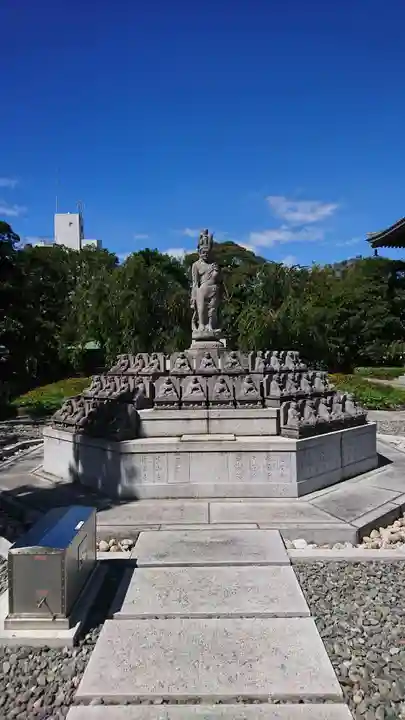 西新井大師総持寺の仏像