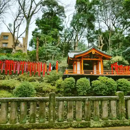 根津神社の末社