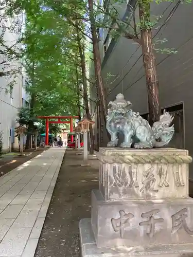 花園神社の狛犬