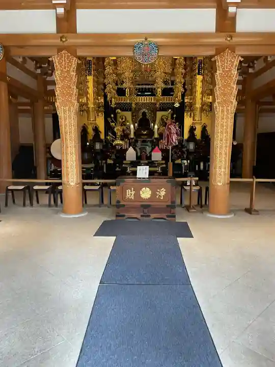 成田山醫王殿の{uncategorized: "未分類", other: "その他", undefined: "問題あり", building: "その他建物", grave: "お墓", sacred_gate: "鳥居", guardian: "狛犬", statue: "像", buddha: "仏像", history: "歴史", nature: "自然", garden: "庭園", animal: "動物", pagoda: "塔", temizu: "手水舎", mountain_gate: "山門・神門", sanctuary: "本殿・本堂", subordinate: "末社・摂社", art: "芸術", scenery: "景色", jizo: "地蔵", ema: "絵馬", goshuin: "御朱印", omikuji: "おみくじ", items: "授与品その他", amulet: "お守り", goshuincho: "御朱印帳", eats: "食事", festival: "お祭り", votive_dance: "神楽", shichigosan: "七五三参", wedding: "結婚式", experience: "体験その他", initially: "初詣", around: "周辺", anti_infection: "感染症対策"}