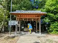 和爾良神社(猪子石原)の手水舎