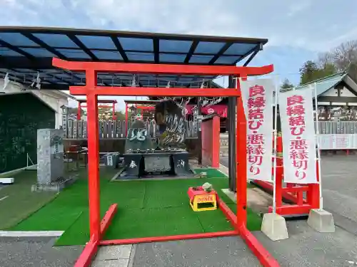 白崎八幡宮の{uncategorized: "未分類", other: "その他", undefined: "問題あり", building: "その他建物", grave: "お墓", sacred_gate: "鳥居", guardian: "狛犬", statue: "像", buddha: "仏像", history: "歴史", nature: "自然", garden: "庭園", animal: "動物", pagoda: "塔", temizu: "手水舎", mountain_gate: "山門・神門", sanctuary: "本殿・本堂", subordinate: "末社・摂社", art: "芸術", scenery: "景色", jizo: "地蔵", ema: "絵馬", goshuin: "御朱印", omikuji: "おみくじ", items: "授与品その他", amulet: "お守り", goshuincho: "御朱印帳", eats: "食事", festival: "お祭り", votive_dance: "神楽", shichigosan: "七五三参", wedding: "結婚式", experience: "体験その他", initially: "初詣", around: "周辺", anti_infection: "感染症対策"}