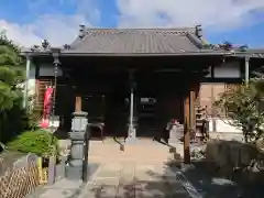 寳藏院の本殿