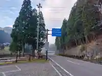 白石神社(若狭彦神社境外末社)の{uncategorized: "未分類", other: "その他", undefined: "問題あり", building: "その他建物", grave: "お墓", sacred_gate: "鳥居", guardian: "狛犬", statue: "像", buddha: "仏像", history: "歴史", nature: "自然", garden: "庭園", animal: "動物", pagoda: "塔", temizu: "手水舎", mountain_gate: "山門・神門", sanctuary: "本殿・本堂", subordinate: "末社・摂社", art: "芸術", scenery: "景色", jizo: "地蔵", ema: "絵馬", goshuin: "御朱印", omikuji: "おみくじ", items: "授与品その他", amulet: "お守り", goshuincho: "御朱印帳", eats: "食事", festival: "お祭り", votive_dance: "神楽", shichigosan: "七五三参", wedding: "結婚式", experience: "体験その他", initially: "初詣", around: "周辺", anti_infection: "感染症対策"}