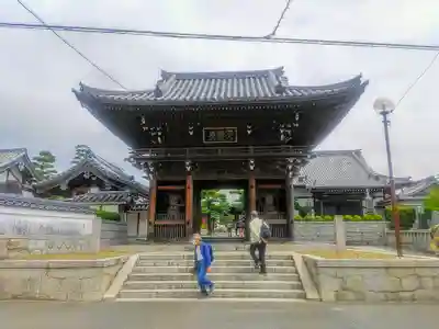 常楽寺の山門・神門