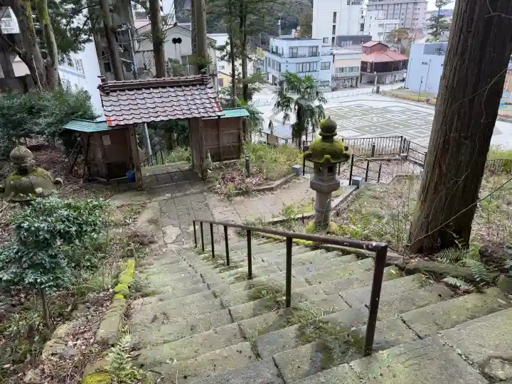 大王寺の{uncategorized: "未分類", other: "その他", undefined: "問題あり", building: "その他建物", grave: "お墓", sacred_gate: "鳥居", guardian: "狛犬", statue: "像", buddha: "仏像", history: "歴史", nature: "自然", garden: "庭園", animal: "動物", pagoda: "塔", temizu: "手水舎", mountain_gate: "山門・神門", sanctuary: "本殿・本堂", subordinate: "末社・摂社", art: "芸術", scenery: "景色", jizo: "地蔵", ema: "絵馬", goshuin: "御朱印", omikuji: "おみくじ", items: "授与品その他", amulet: "お守り", goshuincho: "御朱印帳", eats: "食事", festival: "お祭り", votive_dance: "神楽", shichigosan: "七五三参", wedding: "結婚式", experience: "体験その他", initially: "初詣", around: "周辺", anti_infection: "感染症対策"}