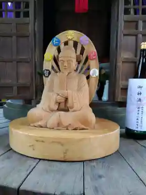 神明神社の{uncategorized: "未分類", other: "その他", undefined: "問題あり", building: "その他建物", grave: "お墓", sacred_gate: "鳥居", guardian: "狛犬", statue: "像", buddha: "仏像", history: "歴史", nature: "自然", garden: "庭園", animal: "動物", pagoda: "塔", temizu: "手水舎", mountain_gate: "山門・神門", sanctuary: "本殿・本堂", subordinate: "末社・摂社", art: "芸術", scenery: "景色", jizo: "地蔵", ema: "絵馬", goshuin: "御朱印", omikuji: "おみくじ", items: "授与品その他", amulet: "お守り", goshuincho: "御朱印帳", eats: "食事", festival: "お祭り", votive_dance: "神楽", shichigosan: "七五三参", wedding: "結婚式", experience: "体験その他", initially: "初詣", around: "周辺", anti_infection: "感染症対策"}