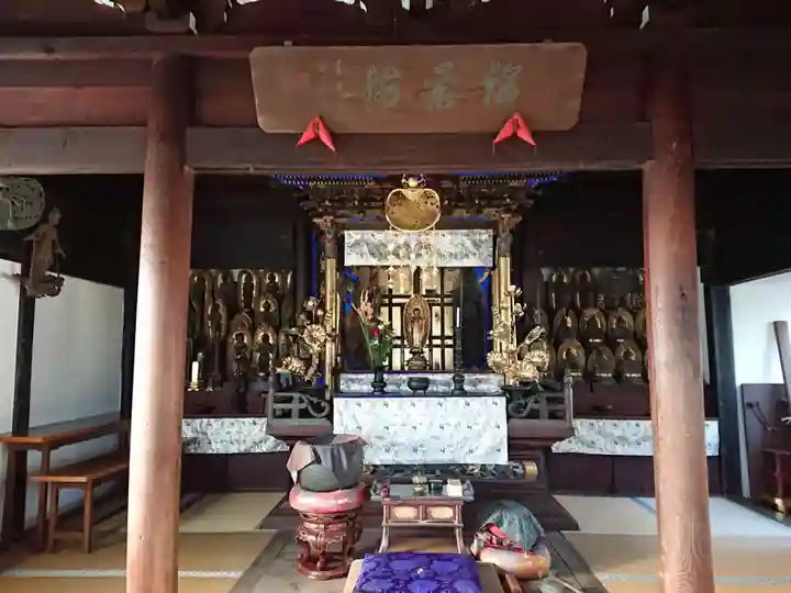 鳳出観音教会の本殿・本堂