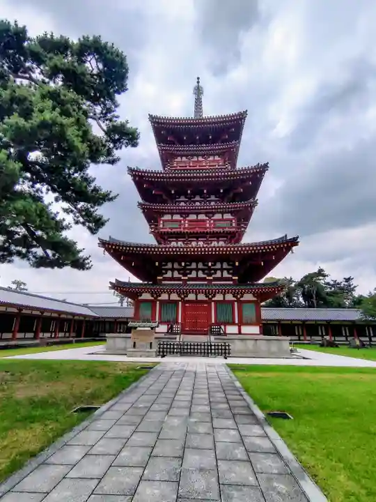薬師寺の塔