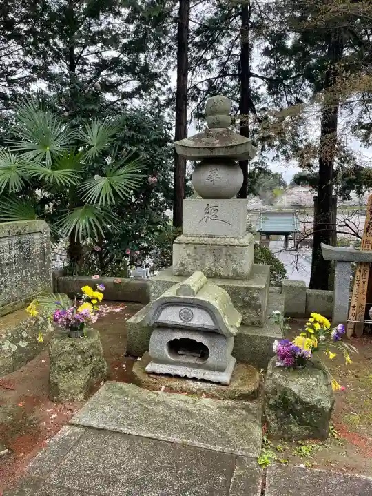 最福寺の{uncategorized: "未分類", other: "その他", undefined: "問題あり", building: "その他建物", grave: "お墓", sacred_gate: "鳥居", guardian: "狛犬", statue: "像", buddha: "仏像", history: "歴史", nature: "自然", garden: "庭園", animal: "動物", pagoda: "塔", temizu: "手水舎", mountain_gate: "山門・神門", sanctuary: "本殿・本堂", subordinate: "末社・摂社", art: "芸術", scenery: "景色", jizo: "地蔵", ema: "絵馬", goshuin: "御朱印", omikuji: "おみくじ", items: "授与品その他", amulet: "お守り", goshuincho: "御朱印帳", eats: "食事", festival: "お祭り", votive_dance: "神楽", shichigosan: "七五三参", wedding: "結婚式", experience: "体験その他", initially: "初詣", around: "周辺", anti_infection: "感染症対策"}
