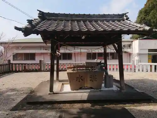 白山神社の手水