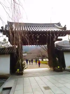 醍醐寺の山門・神門